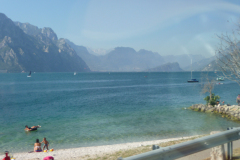 20130802-171900-DMC-TZ5-Singkreis_Italien
