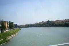 20130803-152116-PENTAX_Optio_L40-Singkreis_Italien