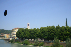 20130803-152512-PENTAX_Optio_L40-Singkreis_Italien