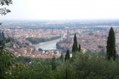 20130803-153422-PENTAX_Optio_L40-Singkreis_Italien