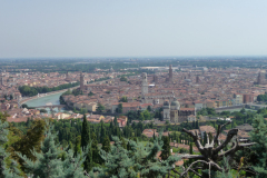 20130803-154045-DMC-TZ5-Singkreis_Italien