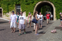 20130803-154104-DMC-TZ5-Singkreis_Italien
