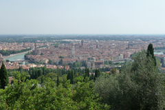 20130803-154107-DMC-TZ4-Singkreis_Italien