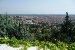 20130803-154340-DMC-TZ4-Singkreis_Italien