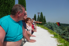 20130803-154354-DMC-TZ4-Singkreis_Italien