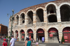 20130803-164934-DMC-TZ5-Singkreis_Italien