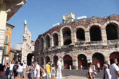 20130803-165235-DMC-TZ4-Singkreis_Italien