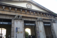 20130803-192707-DMC-TZ4-Singkreis_Italien