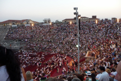 20130803-204436-DMC-TZ5-Singkreis_Italien